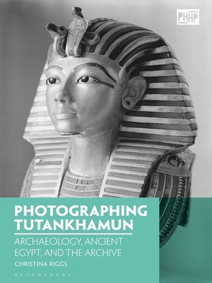 cover image of Photographing Tutankhamun